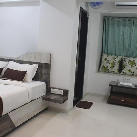 Hotel Park Inn Andheri West Bombaim Exterior foto